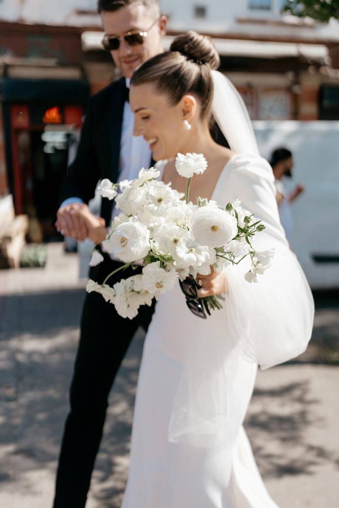 What to expect when planning your wedding flowers